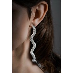 Серьги, искусственный камень, белый, серебряный Бантами
