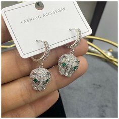 Серьги с подвесками, фианит, серебристый Kiss Buty