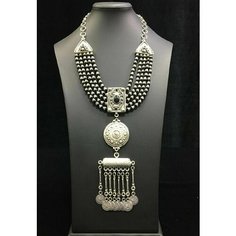 Колье, искусственный камень, серебряный Нет бренда