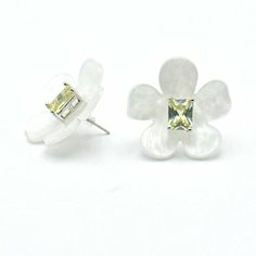 Серьги пусеты Silver WINGS, фианит, перламутр, белый