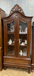 Шкаф-витрина Classica-mebel Индонезия Итальянский орех