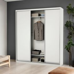 Шкаф-купе 3-х дв. Премиум комбинированный 240х45х220 Белый Gamma