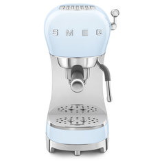 Рожковая кофемашина Smeg ECF02PBEU голубой