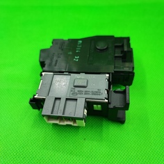 Замок люка Indesit INT007AR