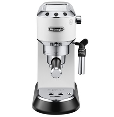 Рожковая кофеварка Delonghi EC 685.W белый Delonghi