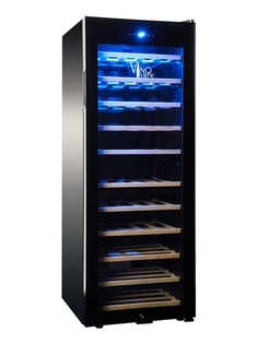 Винный шкаф VinoSafe VSF51AM черный