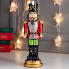 Новогодний сувенир Щелкунчик в красном мундире 26х8х8см 6260088 No Brand