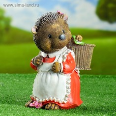 Садовая фигурка Хорошие сувениры Ежиха с корзиной Р00013442 27 см