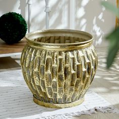Цветочное кашпо Glasar 57-287/1 1 шт. золотистый ГЛАСАР