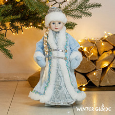 Новогодняя фигурка Winter Glade Снегурочка M0638 38 см
