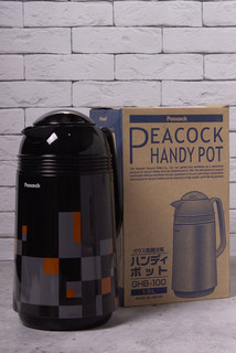 Термос Peacock Модерн GHB-100BM 1,0л черный