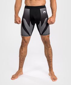 Шорты компрессионные Venum Attack Vale TS Black M