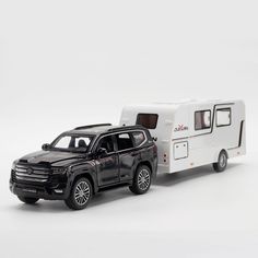 Машинка металлическая Элемент Toyota Land Cruiser 300 1:32 Element