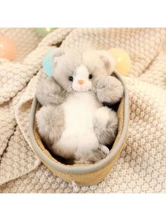 Мягкая игрушка Котенок в корзине Kitten in the basket 22см No Brand