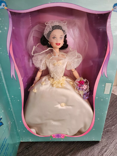 Кукла Barbie Белоснежка коллекционная в свадебном платье Snow White Wedding 1997