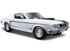 игрушечная машинка Maisto 1:18 Ford Mustang GT Cobra Jet год 1968, белая