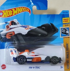 Машинка базовой коллекции Hot Wheels HW-4-TRAC белая 5785/HKK30