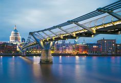Фотообои Komar «Millennium Bridge» 8-924 368x254см