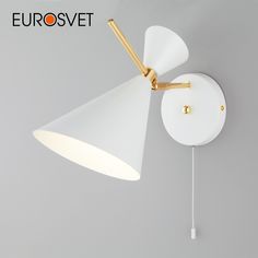 Бра настенное с выключателем и металлическим плафоном Eurosvet Apart 70114/1 Е14 белый