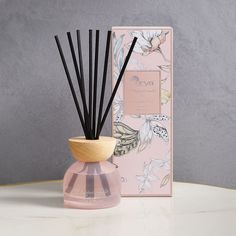 Диффузор с палочками 80 мл Whipped Vanilla & Coconut Rose Arya