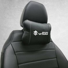 Подушка на подголовник автомобиля, под шею с логотипом Suzuki Grand Vitara. Салонный тюнинг для сузуки гранд витара. Аксессуар дополняющий коврики и чехлы для Suzuki Grand Vitara. Нет бренда