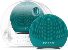 Щетка 2-в-1 для очищения кожи лица Foreo Luna 4 go Travel-версия цвет темно-зеленый