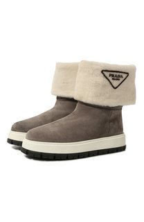 Замшевые сапоги Prada