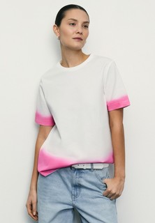 Футболка Zarina