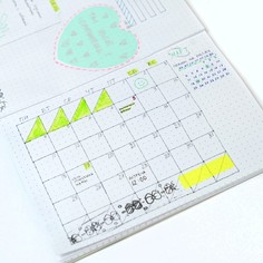 Блокнот а5, на скрепке, 40 листов, в точку, уф-лак, железный человек, мстители Marvel