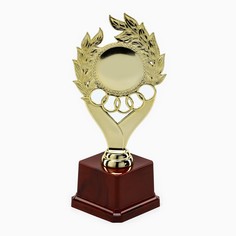 Кубок наградная фигура, золото, подставка пластик 22 х 9,7 х 7,5 см Командор
