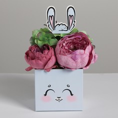 Коробка для цветов с топпером Дарите счастье