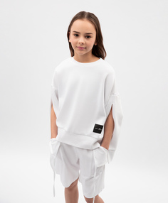 Свитшот для девочки свободный с акцентом на рукавах белый Gulliver