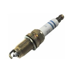 Свеча зажигания 0242235775 Bosch для Audi A3, Skoda Fabia, Octavia, Rapid, Volkswagen Golf, Passat, Polo / Бош для Ауди А3, Шкода Фабия, Октавия, Рапид, Фольцваген Гольв, Пассат, Поло