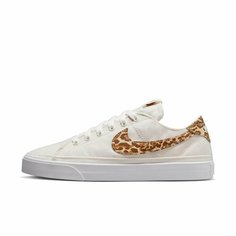 Кеды NIKE Court Legacy Canvas, полнота F (EU)/ на среднюю стопу, размер 5,5 US, белый