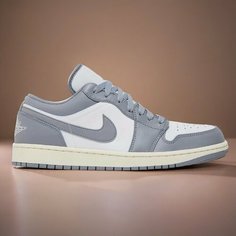 Кроссовки NIKE Air Jordan 1 Low, полнота B (US)/ на среднюю стопу, размер 6,5 Y (24,5CM), серый
