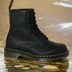 Ботинки тимберленды Dr. Martens 1460 Greasy Leather, размер EU 39, черная