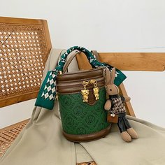 Сумка бочонок BeiBaoBao, фактура матовая, зеленый