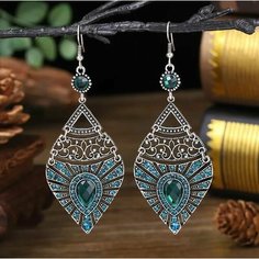 Серьги, стекло, серебряный, бирюзовый Нет бренда