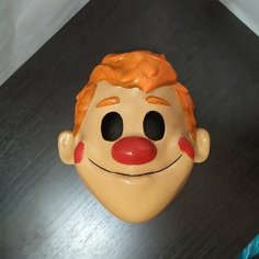 Маска из мультфильма "Шайбу! Шайбу!" (Новичок) Нет бренда