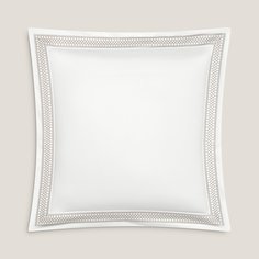 Наволочка Togas Персефона с вышивкой белый/бежевый 70x70 см