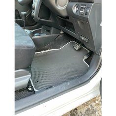 Toyota Vitz II (XP90) (22005-2010) Прав. р, 2WD Автомобильные коврики EVA 3D с бортами Нет бренда