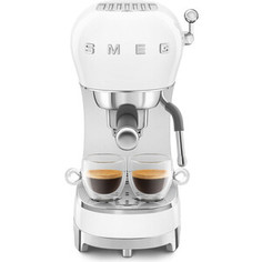 Кофеварка рожковая Smeg ECF02WHEU