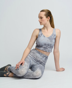 Топ спортивный с мягкими чашками для женщины серый Jumkey