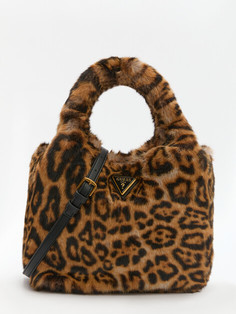Дорожные и спортивные сумки Guess