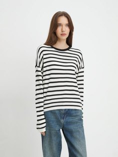 Свитеры и кардиганы Maison David
