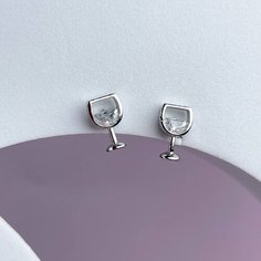 Серьги пусеты, фианит, серебристый Kiss Buty