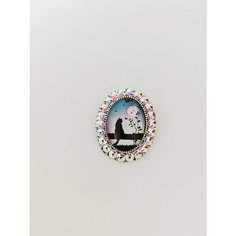 Брошь AlisaHomeDecor, кристаллы Swarovski, сиреневый