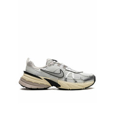 Кроссовки NIKE V2K Run, размер 5 US, серебристый