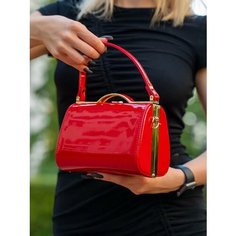 Сумка клатч , фактура лаковая, перфорированная, красная Китай