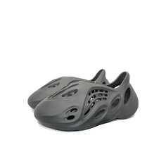 Сабо adidas Universal, размер 12 UK, Carbon Black